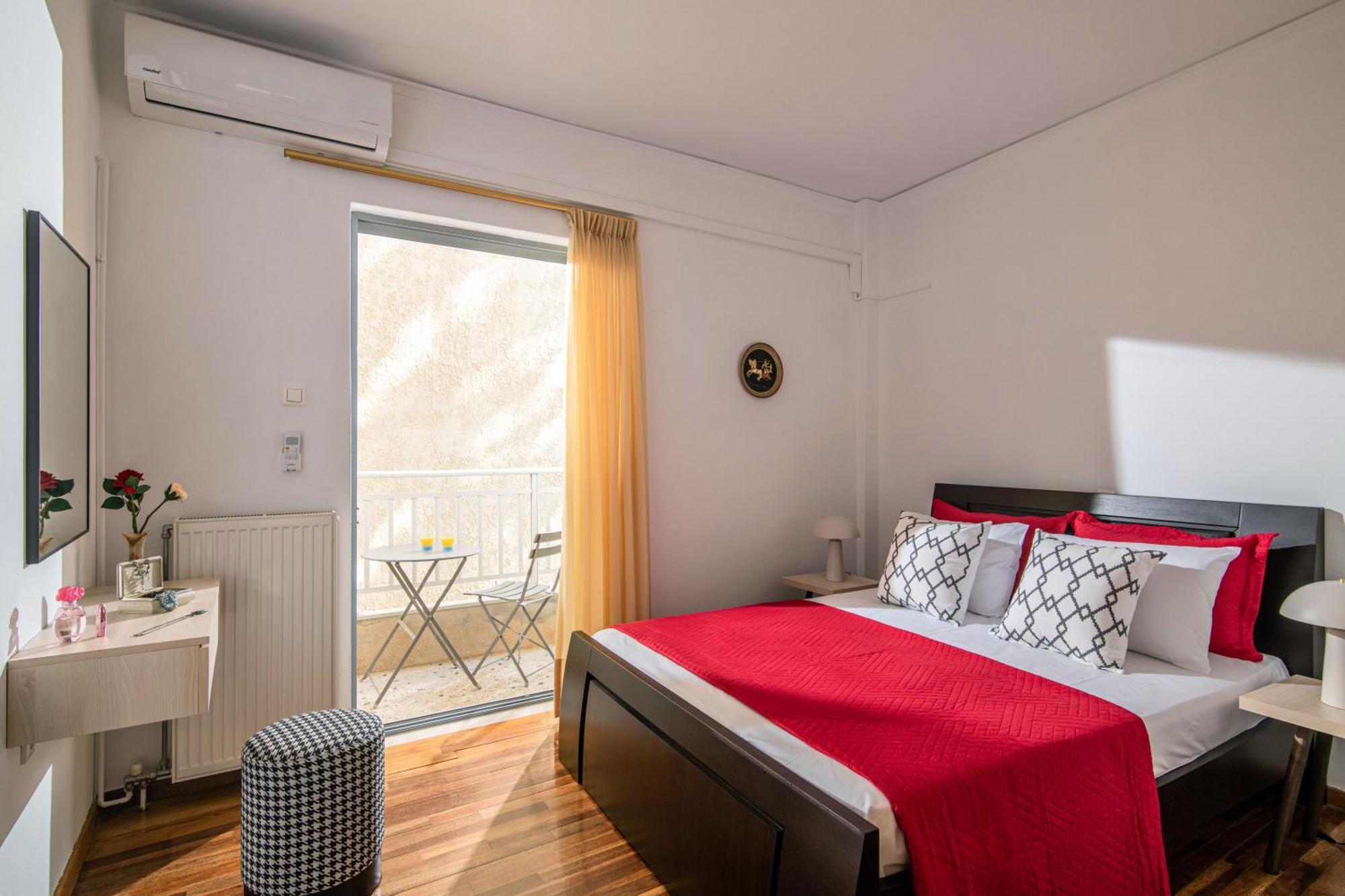 Central Double Bedroom Apartment Heraklion  Exterior photo